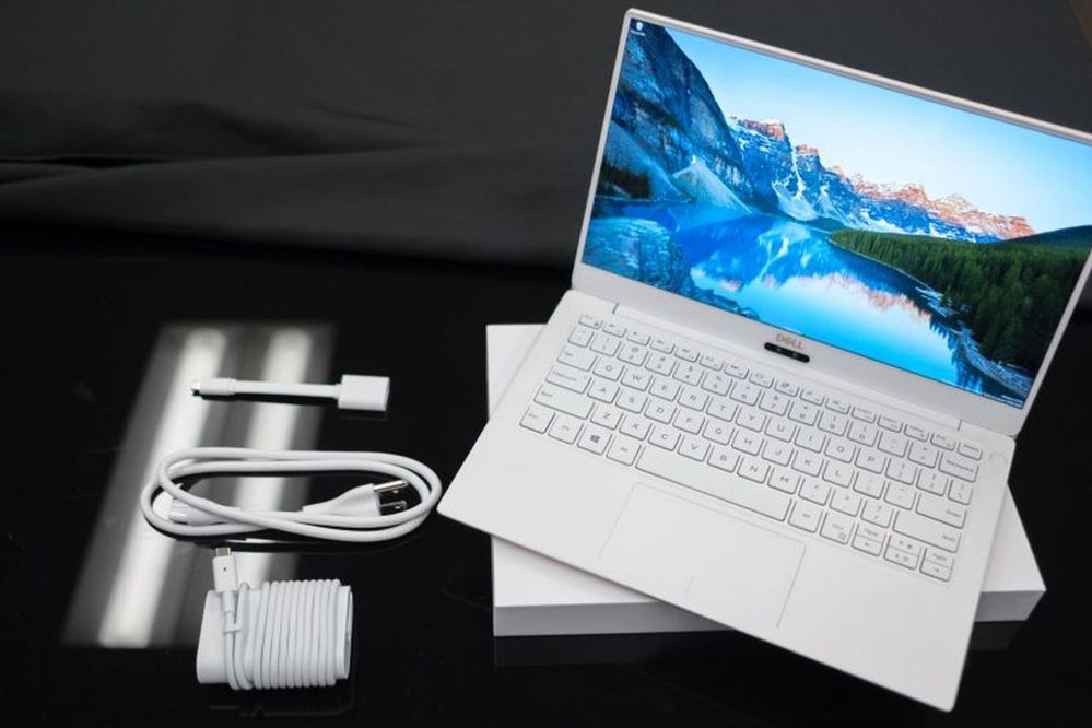 xps white.jpg