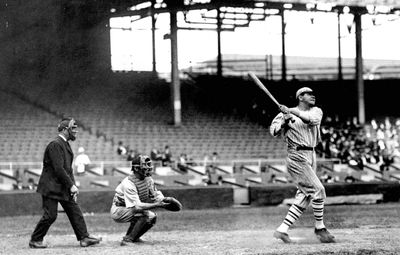 Baseball_at_bat_vintage.jpg